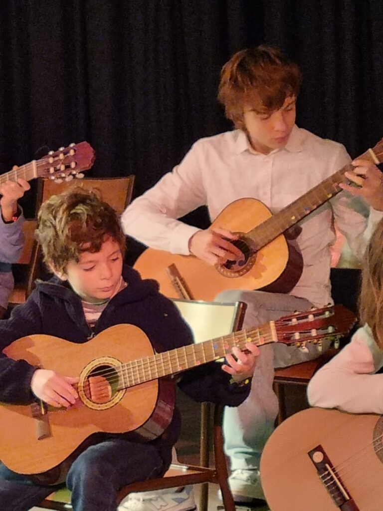 Concert maison des jeunes de Saint Médard - 2023